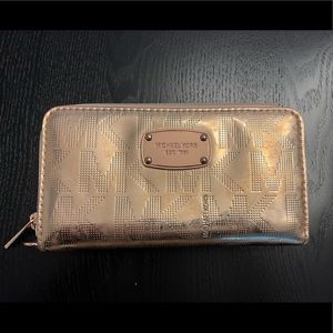 Michael Kors Gold Wallet